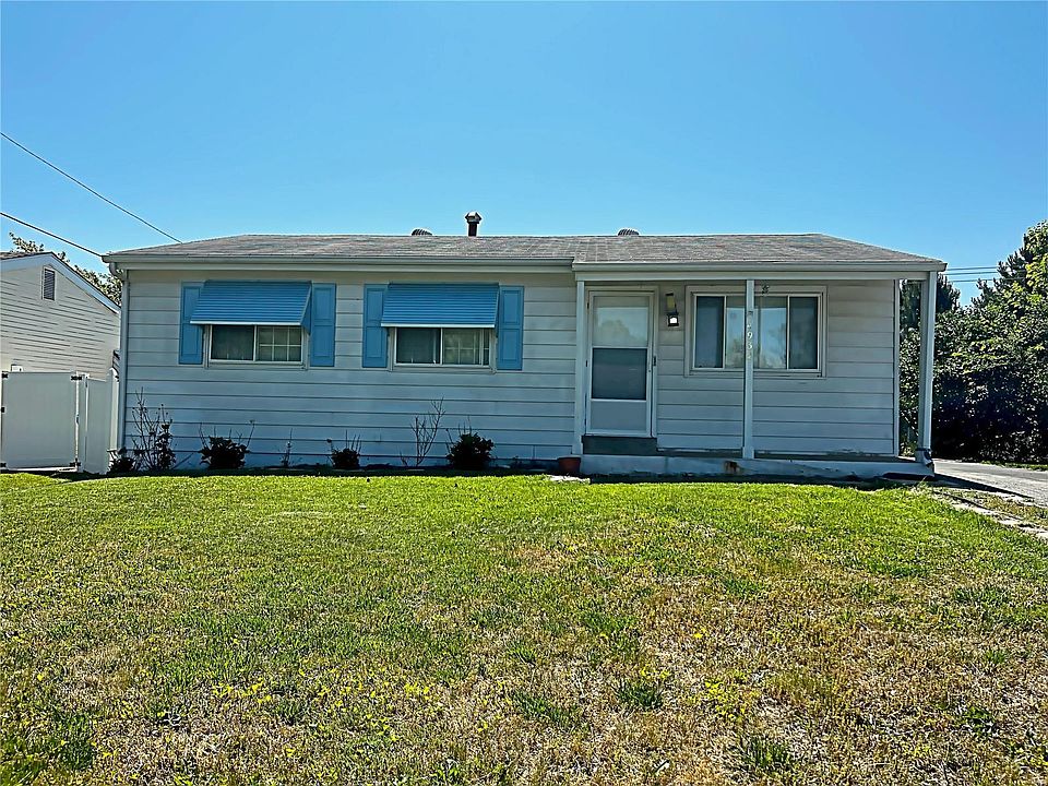1st image of 4932 Cherry Blossom Ln