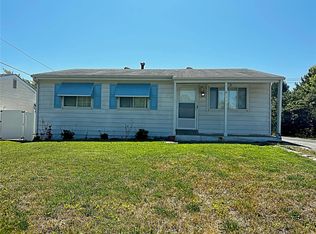 4932 Cherry Blossom Ln, Hazelwood, MO 63042