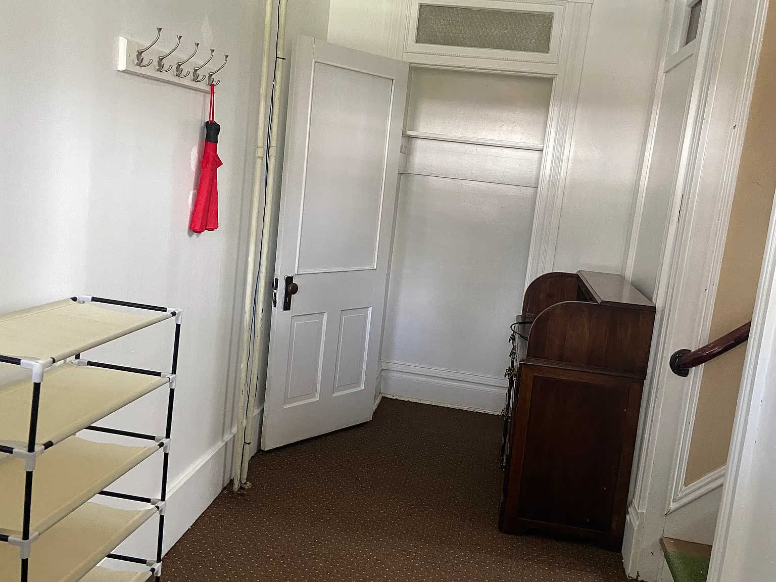 3 bed, $850 — Photo 2