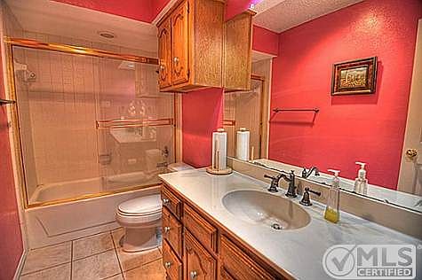3rd image of 2830 Stoneridge Dr