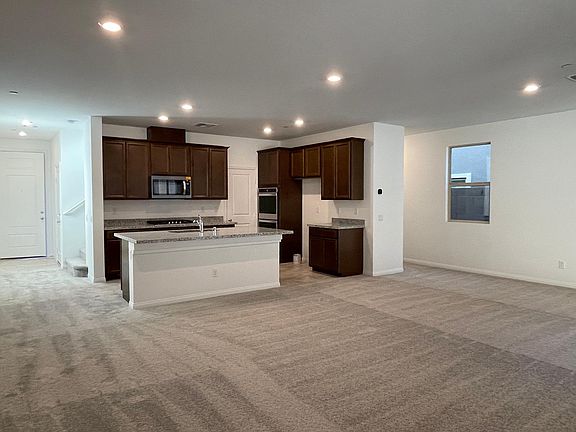 5th image of 391 Spotted Dove St