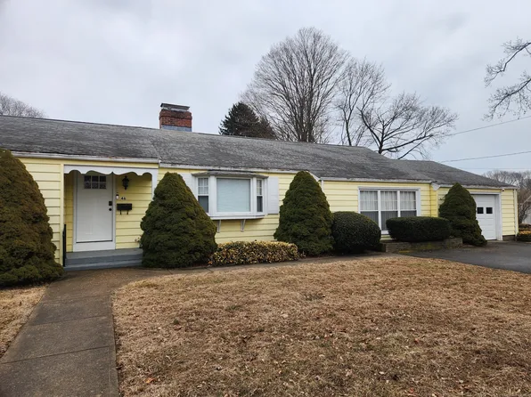 46 Lynde Street, Old Saybrook, CT 06475