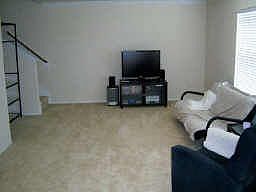 4th image of 3202 Trail Hollow Dr