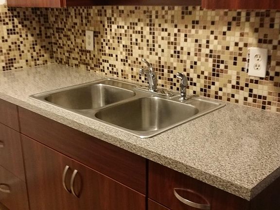 4th image of 131 NE 40th Ct APT 202