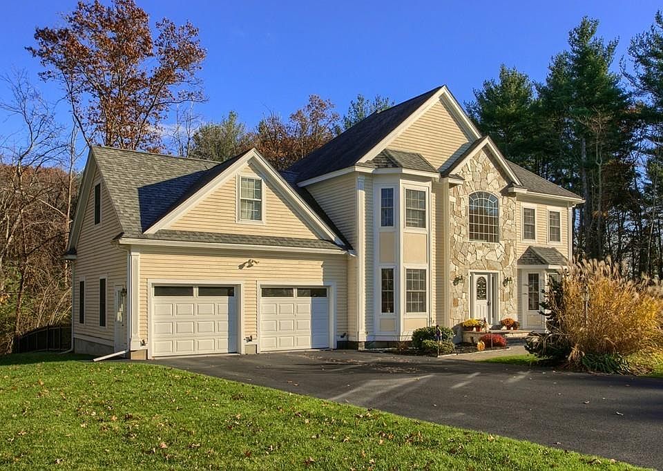 10 Cedar Creek Dr, Dracut, MA 01826 Zillow