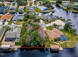 16 Crandon Ct, Palm Coast, FL 32137