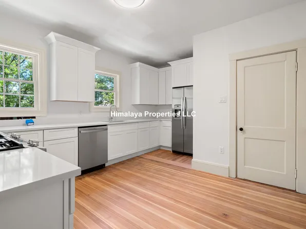195 College Ave, Somerville, MA