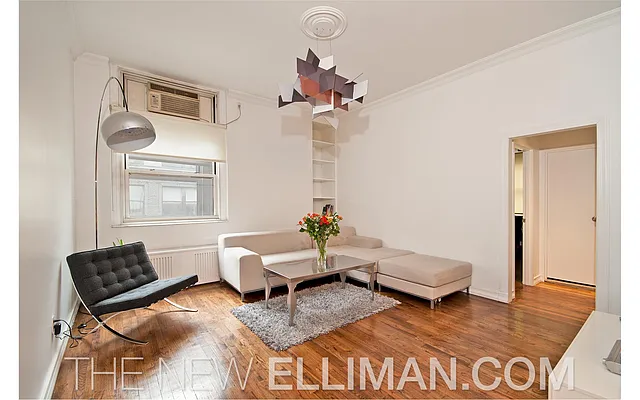 Sold by Douglas Elliman | media 15