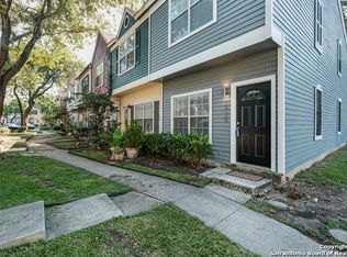 1925 Crossgate Park, San Antonio, TX 78247