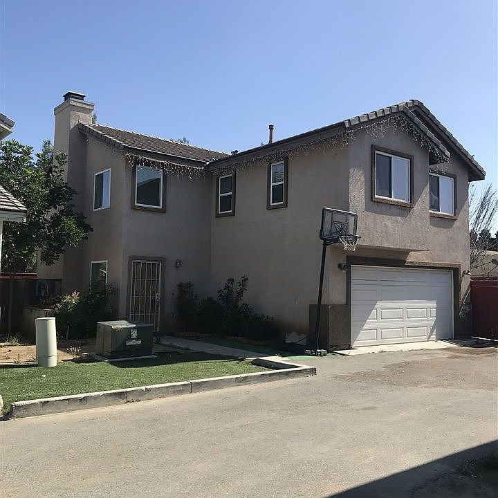 1st image of 353 W San Ysidro Blvd