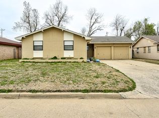 8216 NW 30th St, Bethany, OK 73008