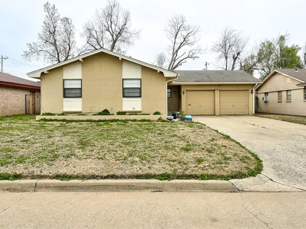 8216 NW 30th St, Bethany, OK 73008