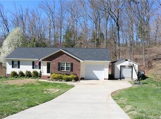 1040 Foxrun Cir SE, Concord, NC 28025