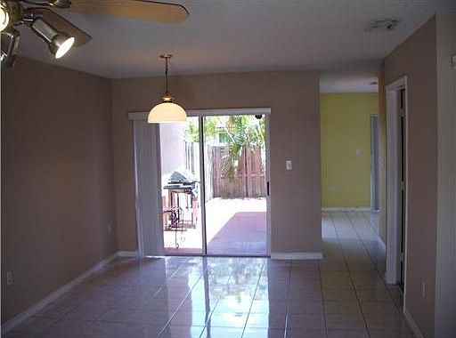4th image of 15309 SW 36th Ter #N/a
