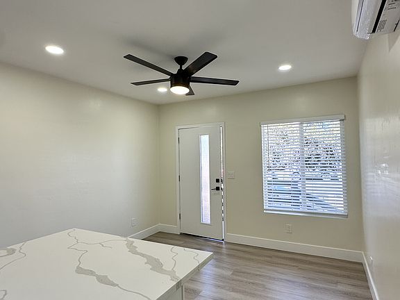 3rd image of 4311 Dwight St