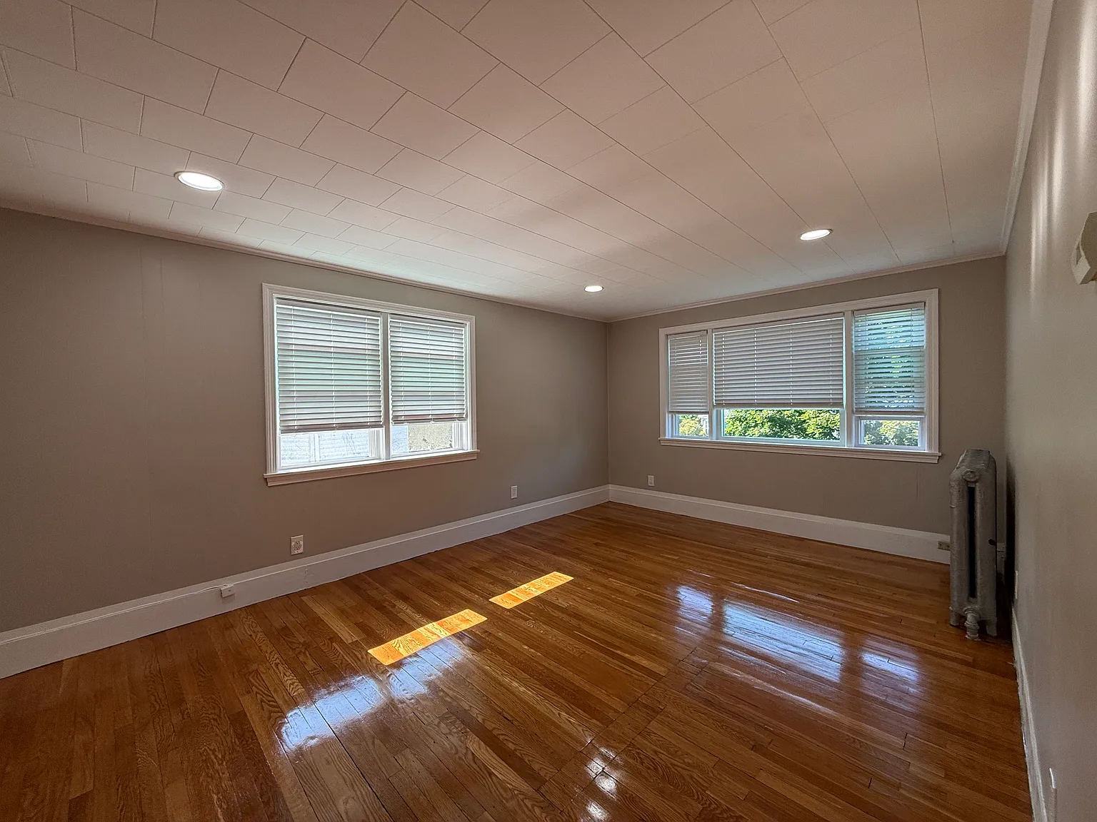 2 bed, 1100 sqft, $2,600 — Photo 4