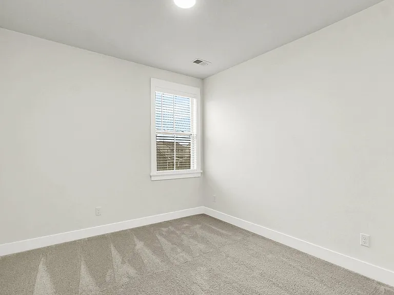 254 Symphony Ave — Photo 38