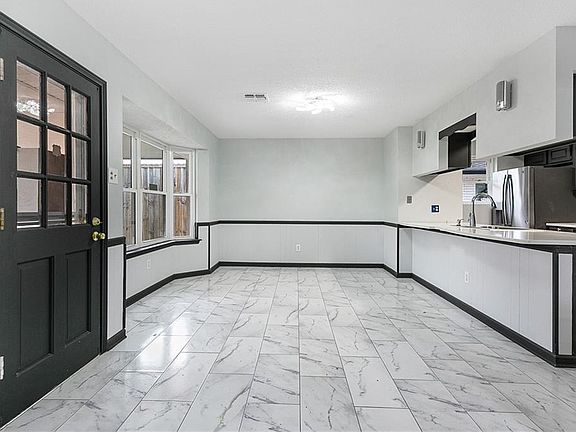 5th image of 304 Pellerin Dr