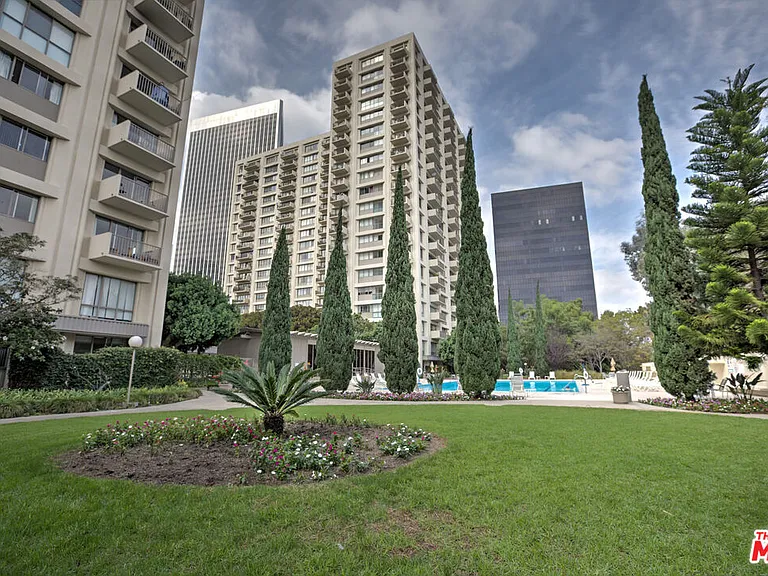 2160 Century Park E #2112 — Photo 41