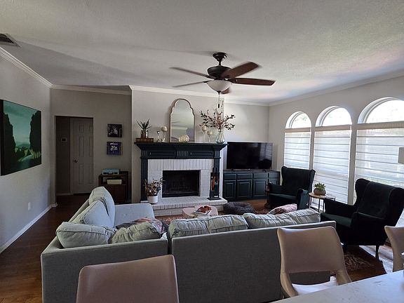 5th image of 8574 Clearcreek Cir