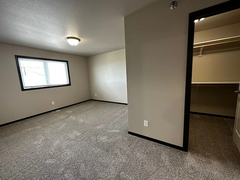 5628 Yukon Dr — Photo 35