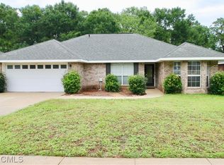 5824 Spyglass Dr, Mobile, AL 36618