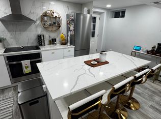 8 Owatonna St #8A, Auburndale, MA 02466