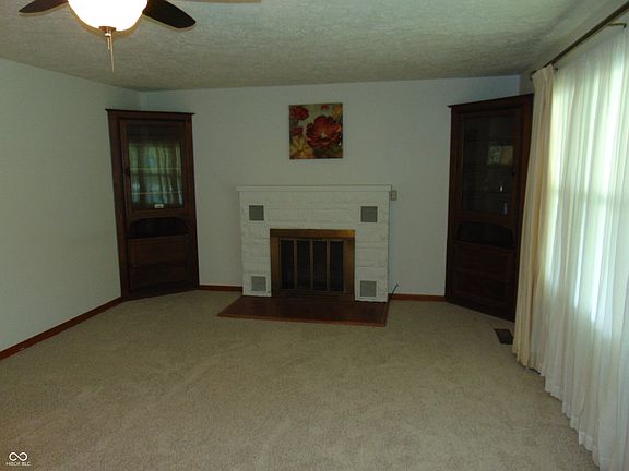 4th image of 244 Noel Ln