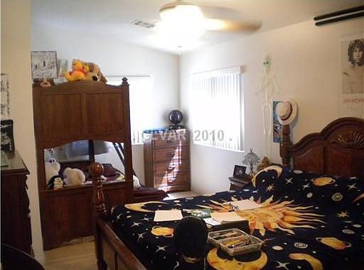 4th image of 3904 Grand Meadow St