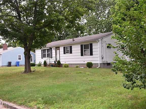 2nd image of 115 Zinnia Dr