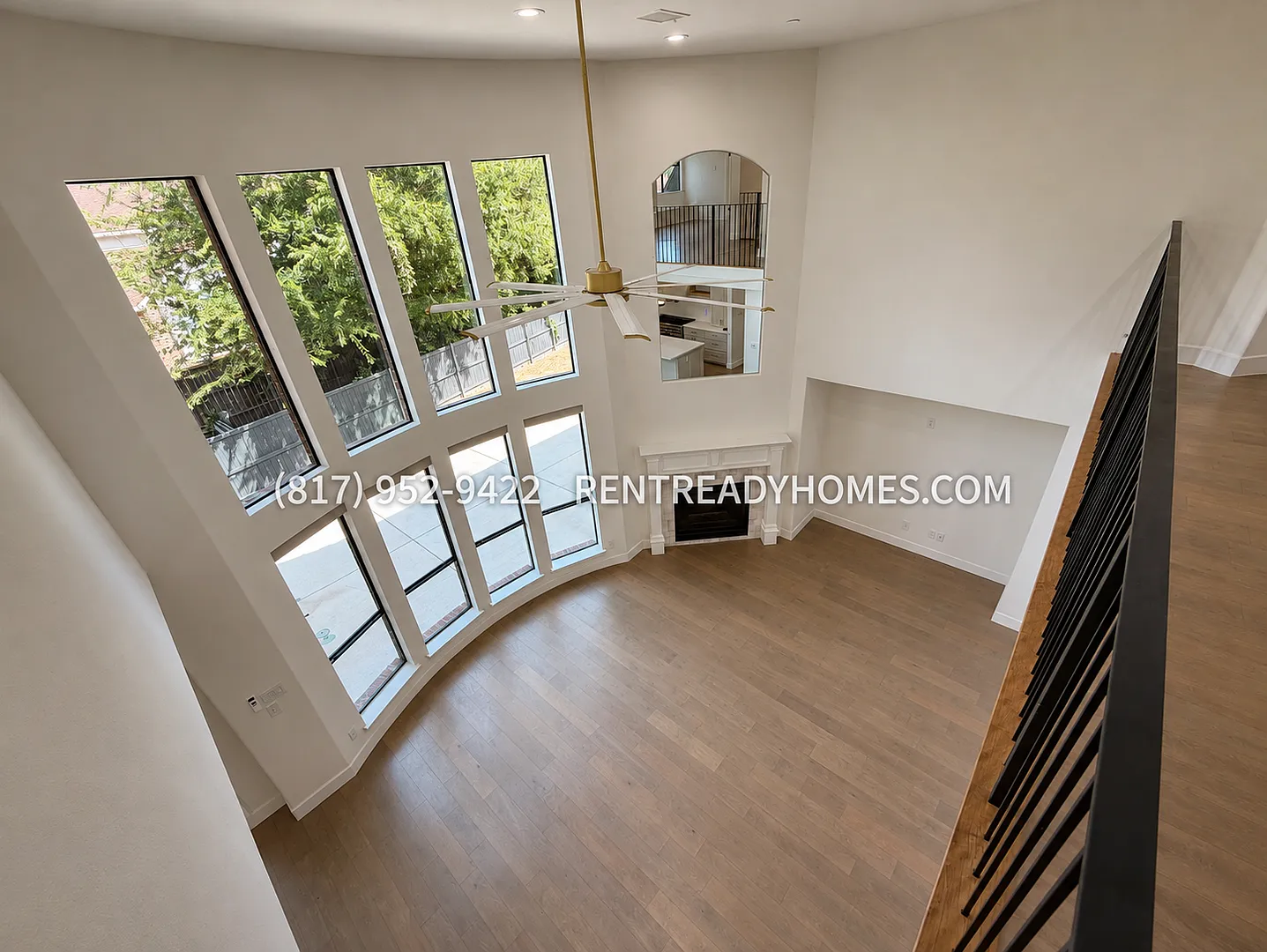 1750 Greenwood Ct — Photo 3