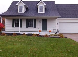 34700 Deer Run Dr, North Ridgeville, OH 44039