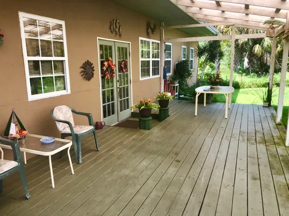 1445 Ramblebrook St, Grant Valkaria, FL 32950