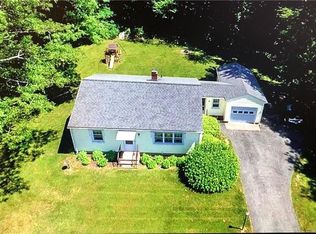30 Deans Mill Rd, Stonington, CT 06378
