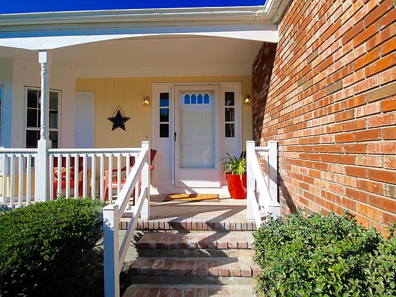 New steps and railing