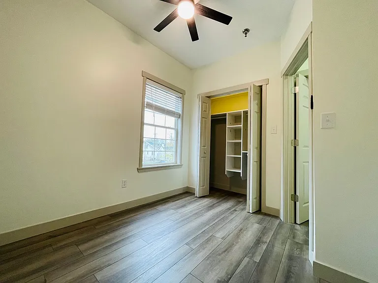 125 N Washington St — Photo 154