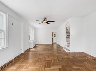6033 Delafield Ave, Bronx, NY 10471