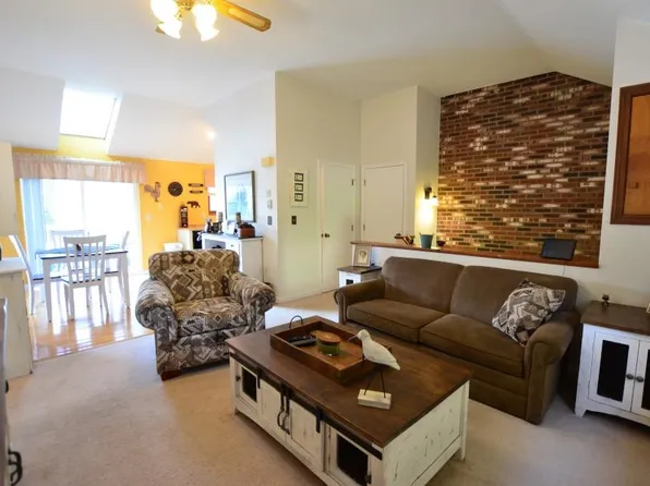 30 Perkins Street #5, Milford, NH 03055