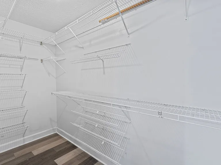 10331 Shelbyville Rd — Photo 19