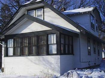 2nd image of 791 White Bear Ave N