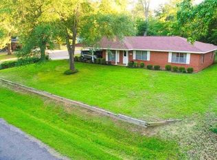 2601 Buckner Dr, Longview, TX 75604