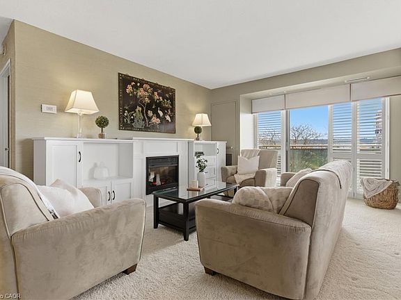 4th image of 301 Frances Ave #507
