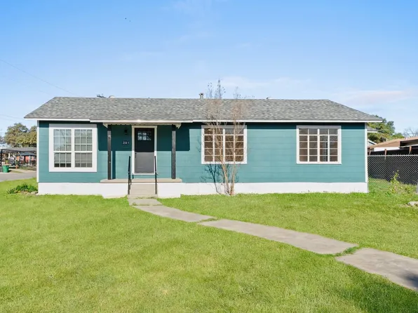 2551 W SUMMIT, San Antonio, TX 78228