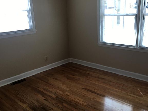 4th image of 113 Leslie Newsome Ave