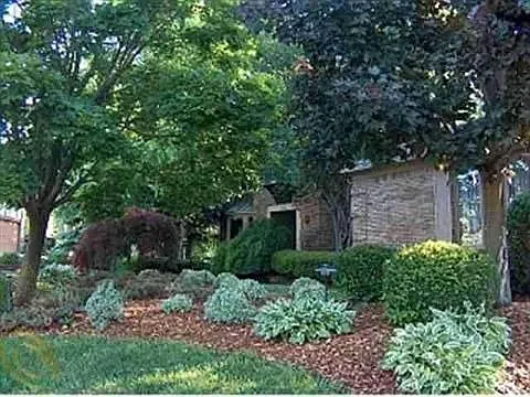 38700 Yale Ct photo 1