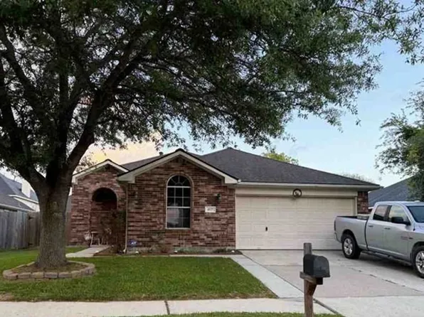 4527 Taino Dr, Baytown, TX 77521