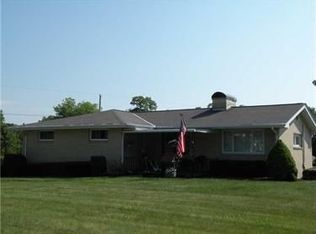 1048 Silver Ln, Mc Kees Rocks, PA 15136