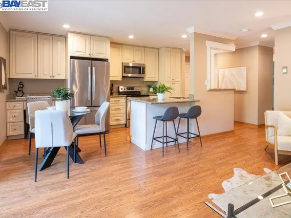 1919 Ygnacio Valley Rd APT 11, Walnut Creek, CA 94598