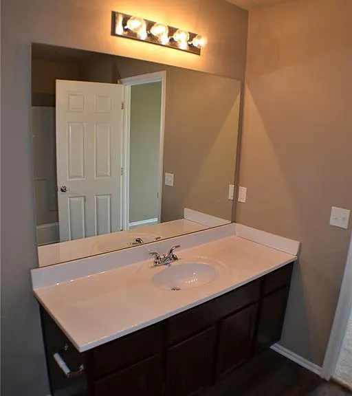 2414 Canyon Creek Dr — Photo 14