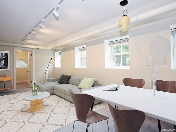 Dining/ Living Room